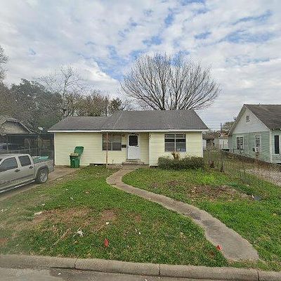 4406 Edison St, Houston, TX 77009