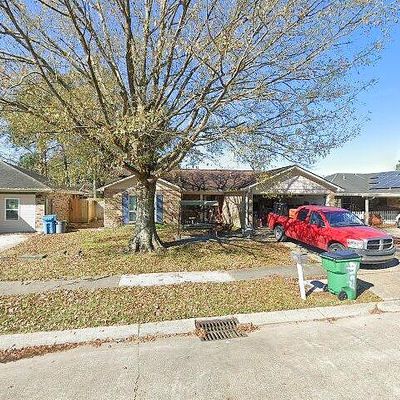 392 Longwood Dr, Destrehan, LA 70047