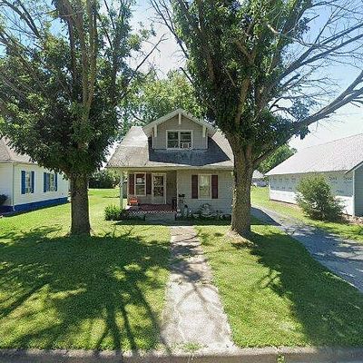 404 Park Ave, Gillespie, IL 62033