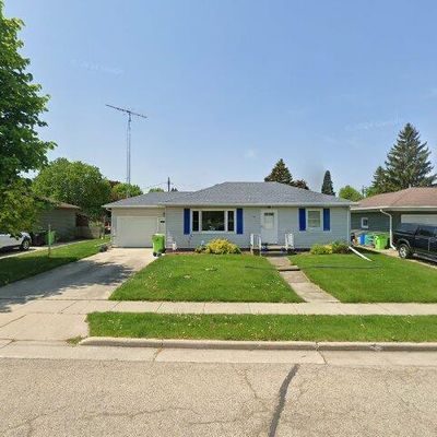 408 Elm Ave, Waupun, WI 53963