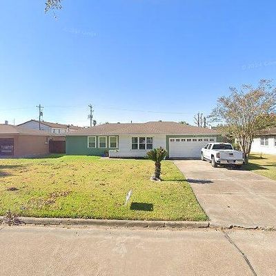 4931 Foster Ave, Groves, TX 77619