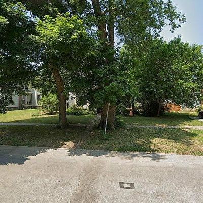 508 E Chestnut St, Mason City, IL 62664