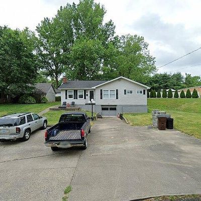 515 Chapel St, Falmouth, KY 41040