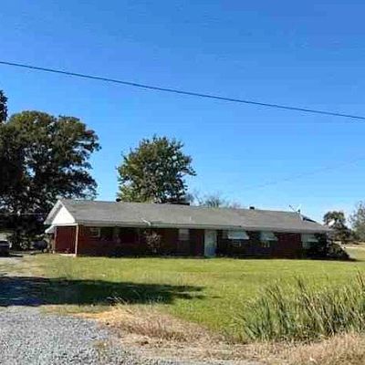 5175 Highway 585, Oak Grove, LA 71263