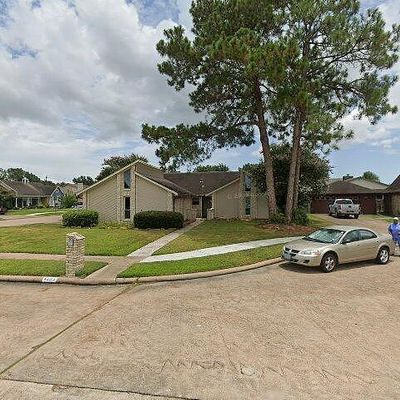 4603 Troon Cir, Pasadena, TX 77505