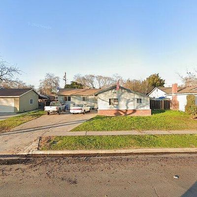 4643 E Dwight Way, Fresno, CA 93702