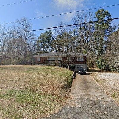 5910 Lakeshore Dr Se, Mableton, GA 30126