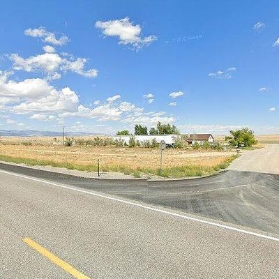 6 Sandy Dr, Shoshoni, WY 82649