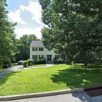 62 Brittany Ln, Carmel, NY 10512