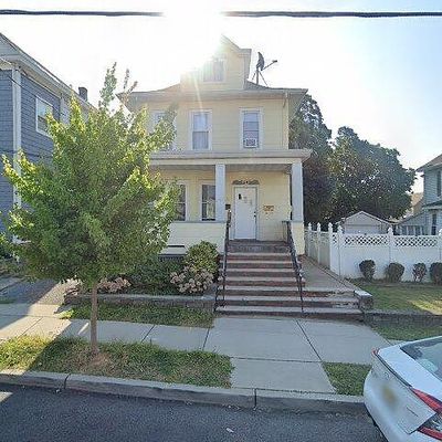 54 Clinton Pl, East Rutherford, NJ 07073