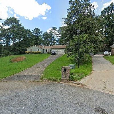 5711 Rally Ct, Rex, GA 30273