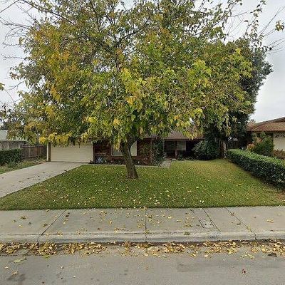 6957 Manhattan Dr, Riverside, CA 92506