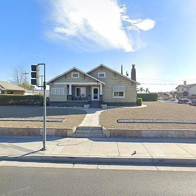 704 N Mount Vernon Ave, Colton, CA 92324