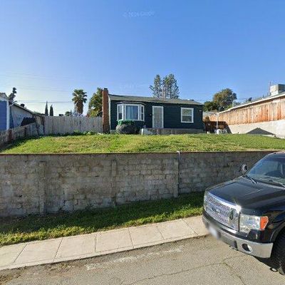 713 Philippine St, Taft, CA 93268