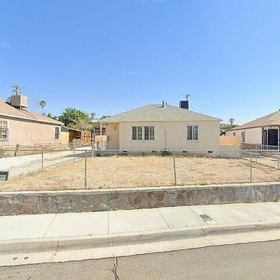 720 Flora St, Barstow, CA 92311