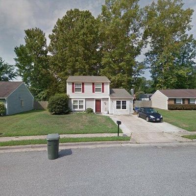 724 Chatsworth Dr, Newport News, VA 23601