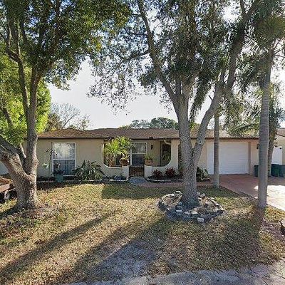 7302 Heath Dr, Port Richey, FL 34668