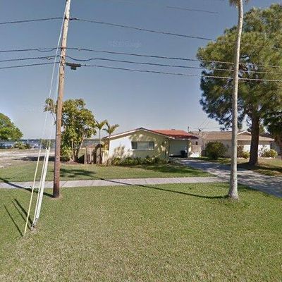 6323 Bayou Grande Blvd Ne, Saint Petersburg, FL 33702