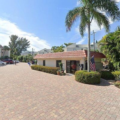 671 E Gulf Dr, Sanibel, FL 33957