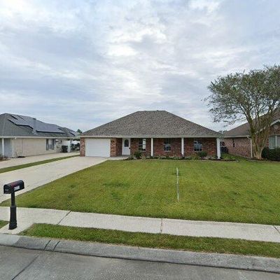 6773 Willie Lou Ave, Houma, LA 70364