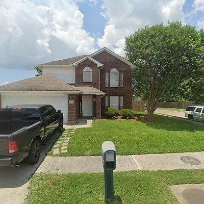 8127 Berkely Ct, Baytown, TX 77521