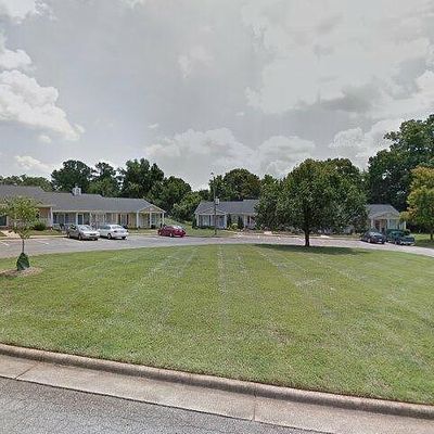 814 Guilford College Rd #119, Greensboro, NC 27409