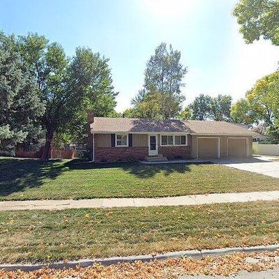 824 Manes Ct, Lincoln, NE 68505