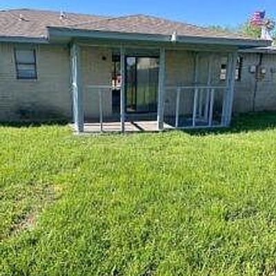 824 Oak Grove Ln, Royse City, TX 75189