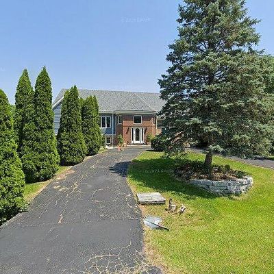 1 Conesus Ct, Hawthorn Woods, IL 60047