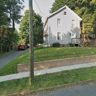 10 Fairview St, Portland, CT 06480