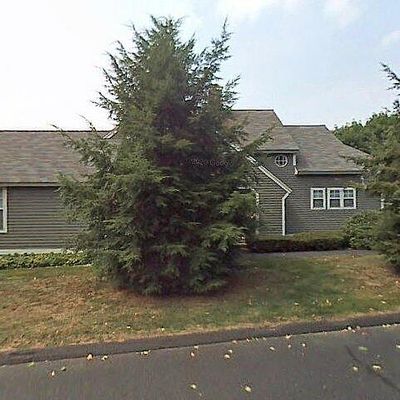 10 Windcrest Dr # 10, Granby, CT 06035