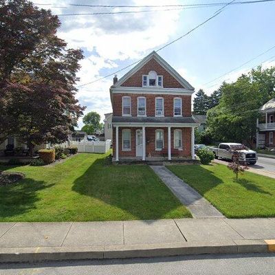 100 S Broad St, Hallam, PA 17406