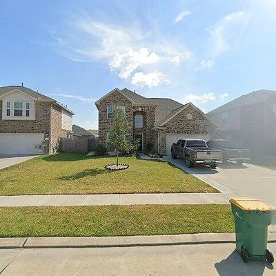 10014 Pine Valley Ct, Baytown, TX 77521