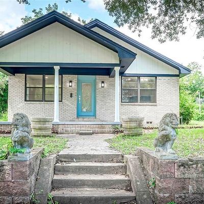 1011 N John St, Palestine, TX 75801