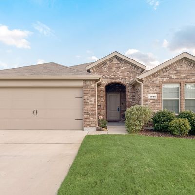 1012 Juno Ln, Denton, TX 76209