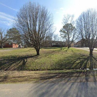 1014 N Graycroft Ave, Madison, TN 37115