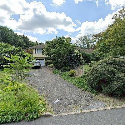 773 White Birch Rd, Township Of Washington, NJ 07676