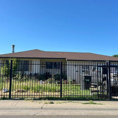 7930 Verna Mae Ave, Sacramento, CA 95828