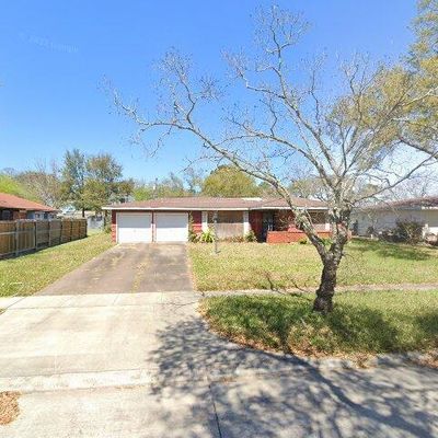 108 24 Th Ave N, Texas City, TX 77590