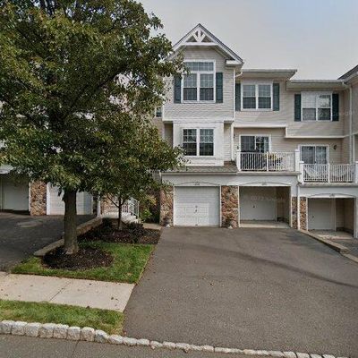 1092 Shadowlawn Dr, Green Brook, NJ 08812