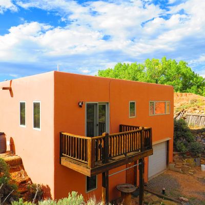 11 Camino Juandell, Chimayo, NM 87522