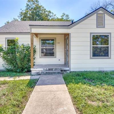 1104 E Mulkey St, Fort Worth, TX 76104