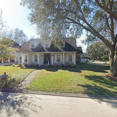 111 Ducayet Dr, Destrehan, LA 70047