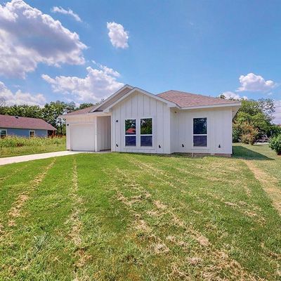 1114 E 11 Th Ave, Corsicana, TX 75110