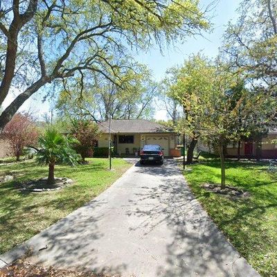 1127 Plum St, La Marque, TX 77568