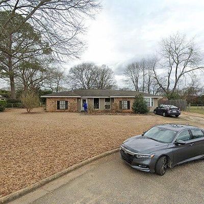 113 Duck Cv, Elmore, AL 36025