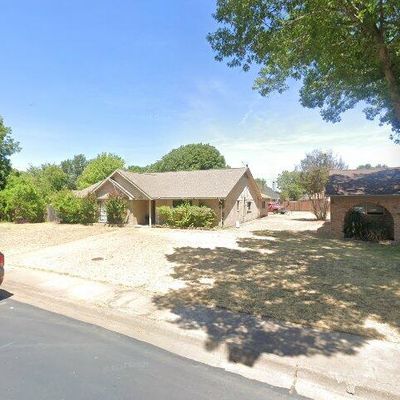 114 Auburn St, Waxahachie, TX 75165