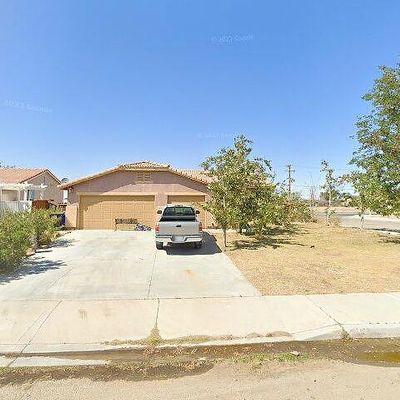 11490 Autumn St, Adelanto, CA 92301