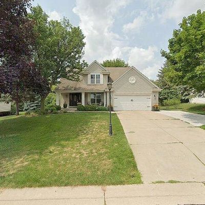 W143 N9659 Amber Dr, Germantown, WI 53022