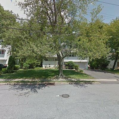 115 Roosevelt Ave, West Orange, NJ 07052